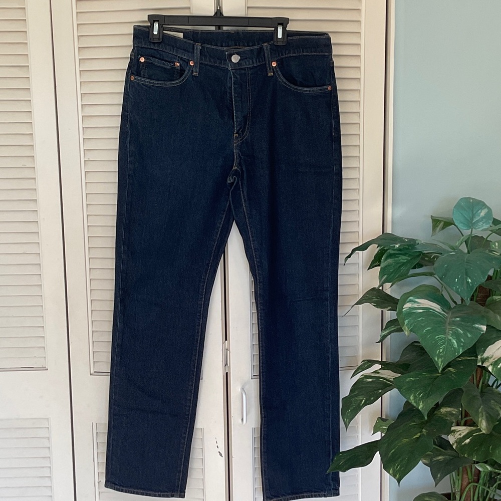 Levi Strauss & Co. Men's Size W33/L34 Dark Blue Straight-Leg Jeans